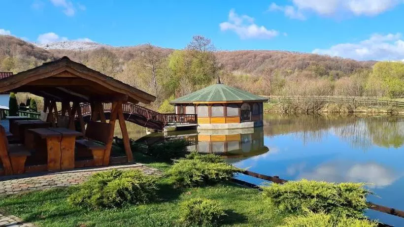 Majatalo Poiana Rasnoavei