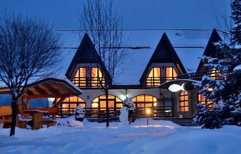 Majatalo Poiana Rasnoavei