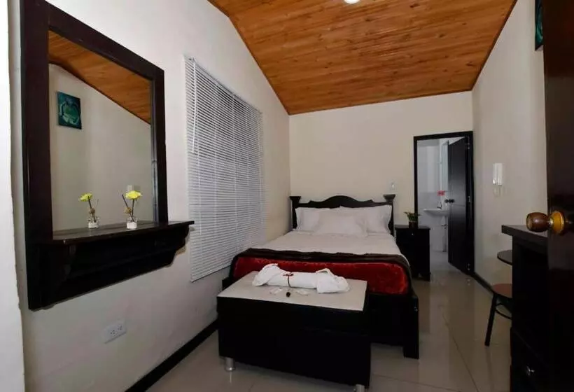 هاستل Aroma Del Bosque Posada Cafe