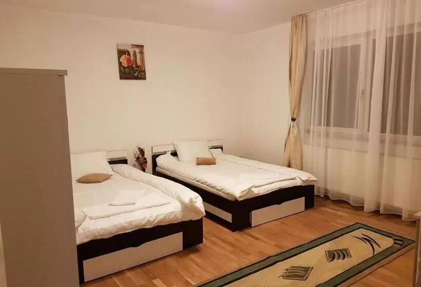 ペンション Bigcitty Rooms