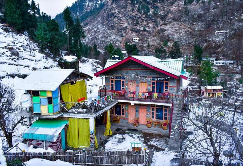 هاستل The Crazy Indian Pad