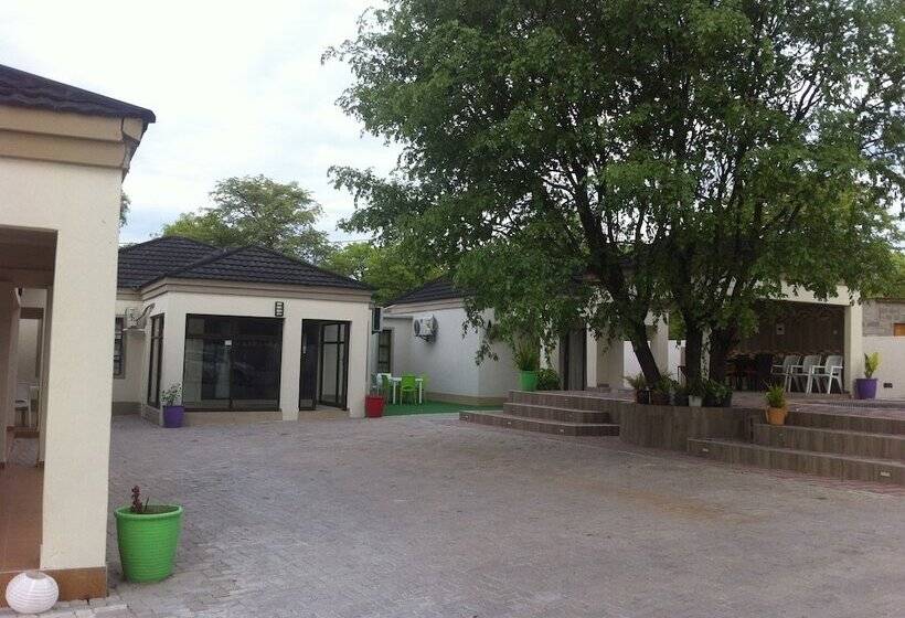 پانسیون Lediba Guest Lodge