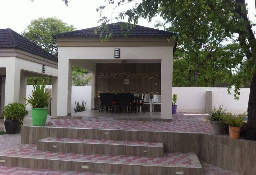 پانسیون Lediba Guest Lodge