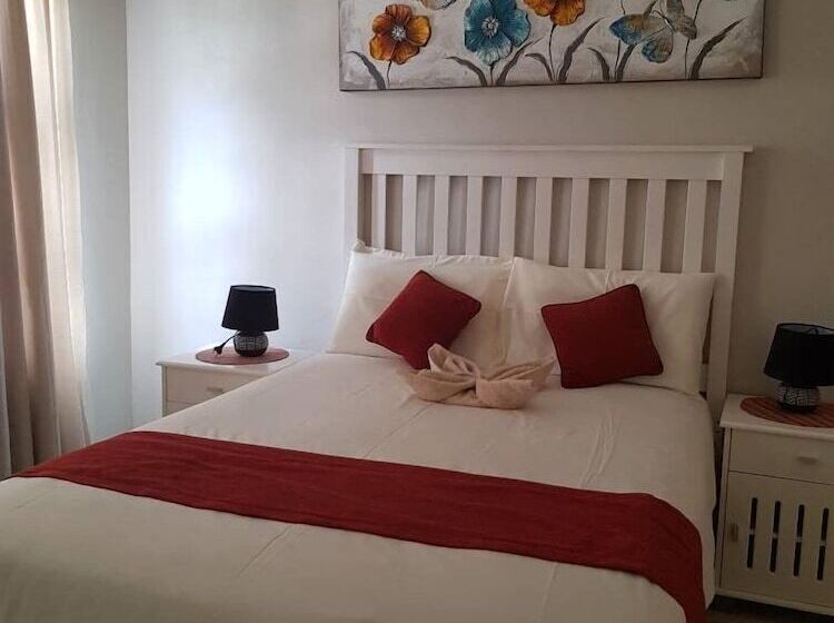 پانسیون Lediba Guest Lodge