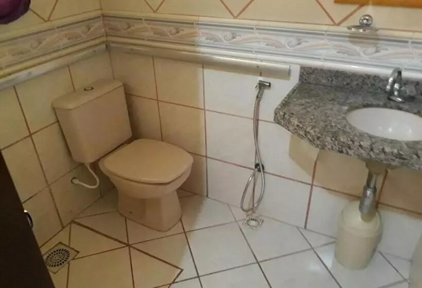 ペンション Pousada Casa D` Guio