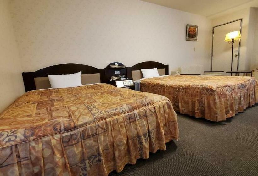 Отель Nobeoka Urban