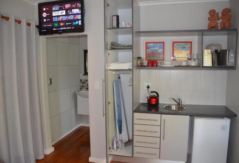 פנסיון Anni Bos