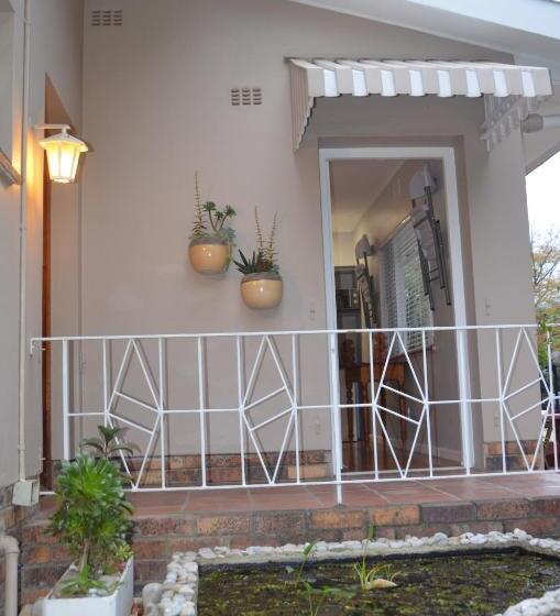 פנסיון Anni Bos