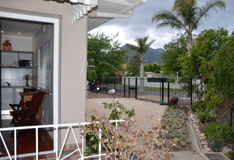 פנסיון Anni Bos