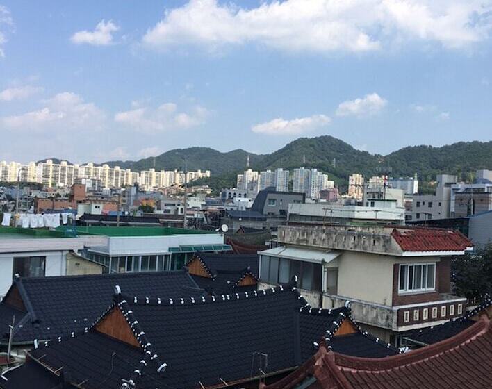 پانسیون Backpack Season 2 Guesthouse   Hostel