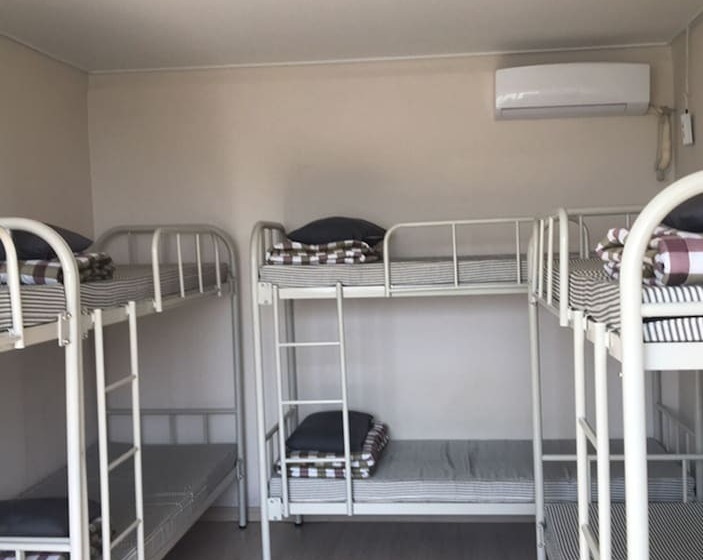 پانسیون Backpack Season 2 Guesthouse   Hostel