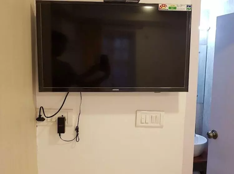 Majatalo Marquito S Guest House