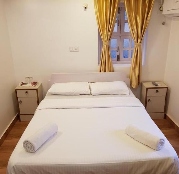 Majatalo Marquito S Guest House