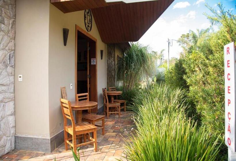 膳宿费 Pousada Déllis