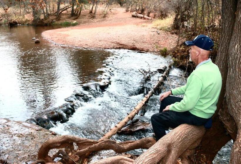 Sedona Cathedral Hideaway B&b & Spa