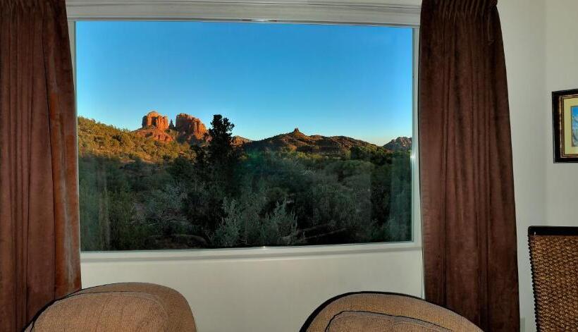 Sedona Cathedral Hideaway B&b & Spa