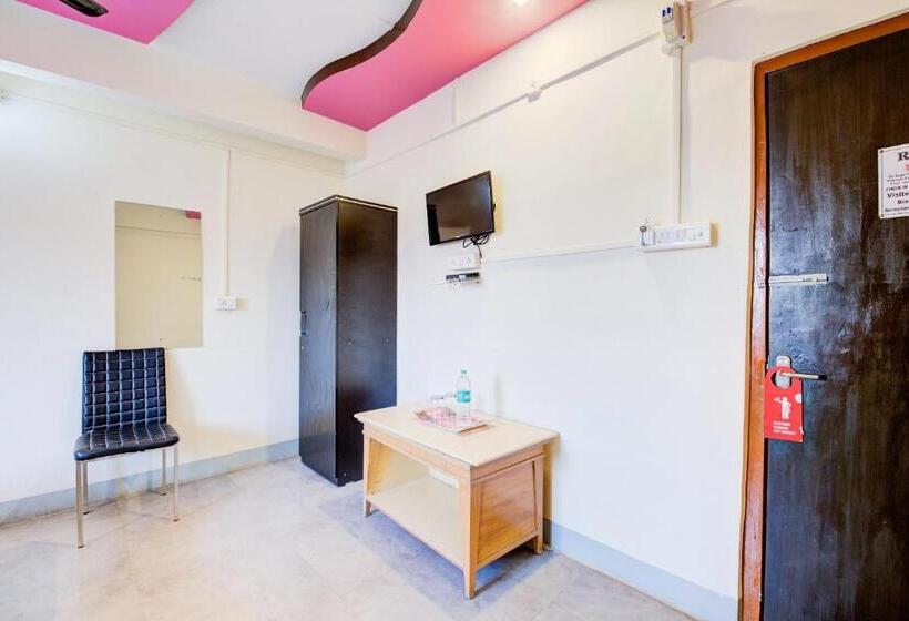 Hotel Oyo 9910 Sambram Inn