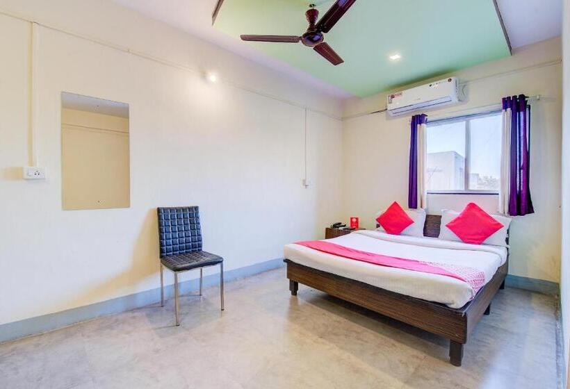 Hotel Oyo 9910 Sambram Inn