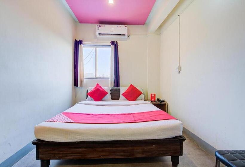 Hotel Oyo 9910 Sambram Inn