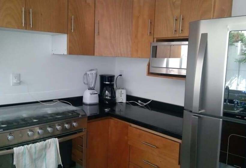 پانسیون Casa Mariel