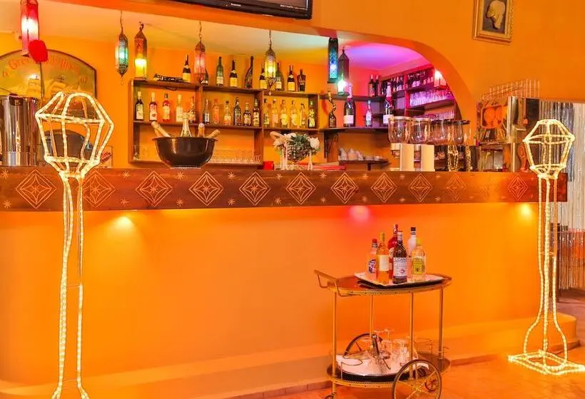 هتل Maison Kasba Bonheur & Bien Etre Emma & Gilles