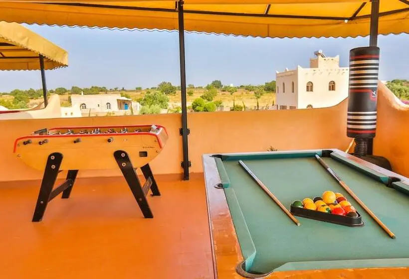 هتل Maison Kasba Bonheur & Bien Etre Emma & Gilles