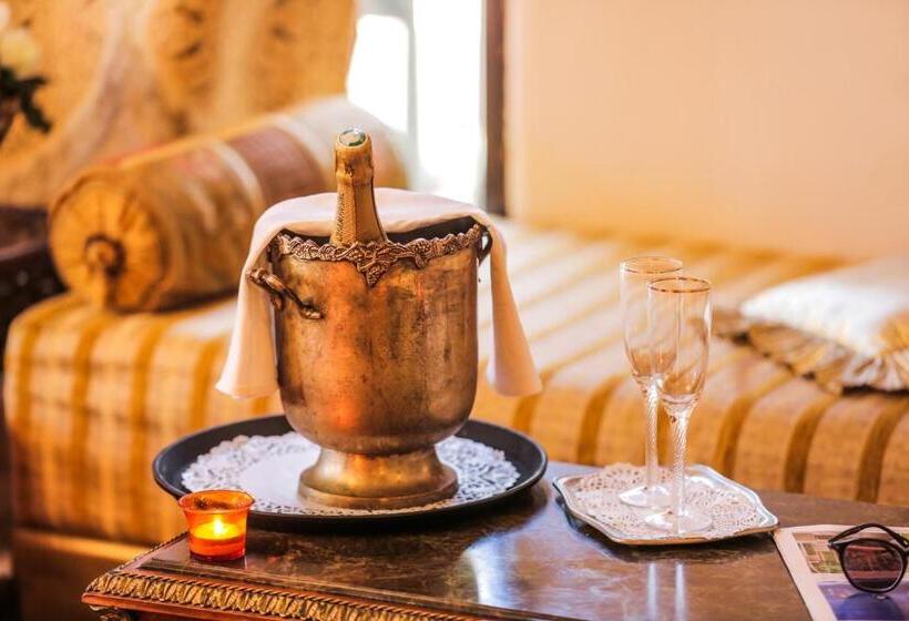 بنسيون Maison Kasba Bonheur & Bien Etre Emma & Gilles