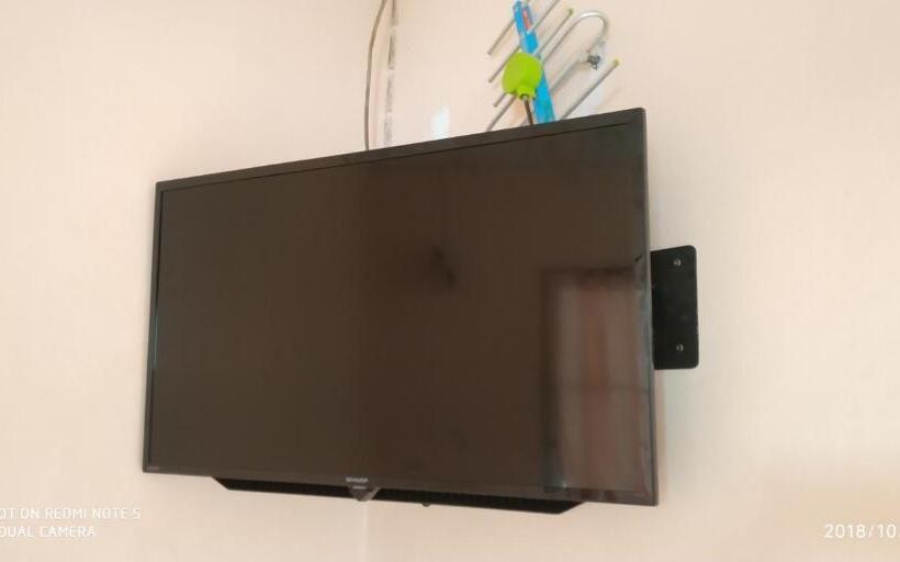 پانسیون Montra Guesthouse