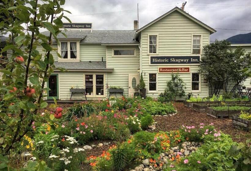 تختخواب و صبحانه Historic Skagway Inn