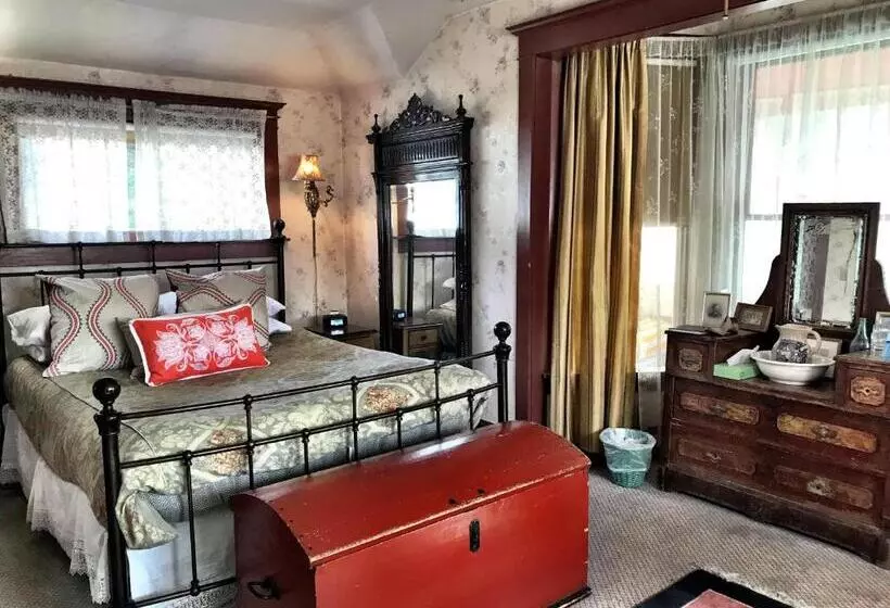 Aamiaismajoitus (B&B) Historic Skagway Inn