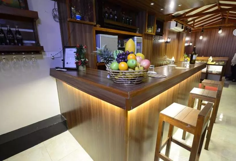 ペンション Diva Villa Airport Transit