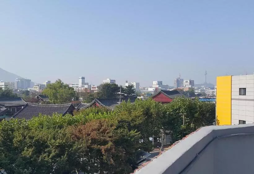 Majatalo Guest House Manna