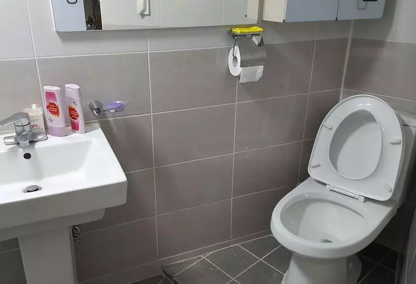 Majatalo Guest House Manna