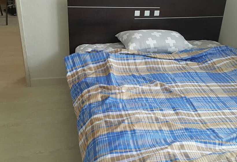 Pension Guest House Manna