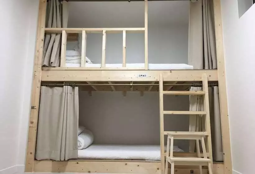 ペンション Hwadam Inn