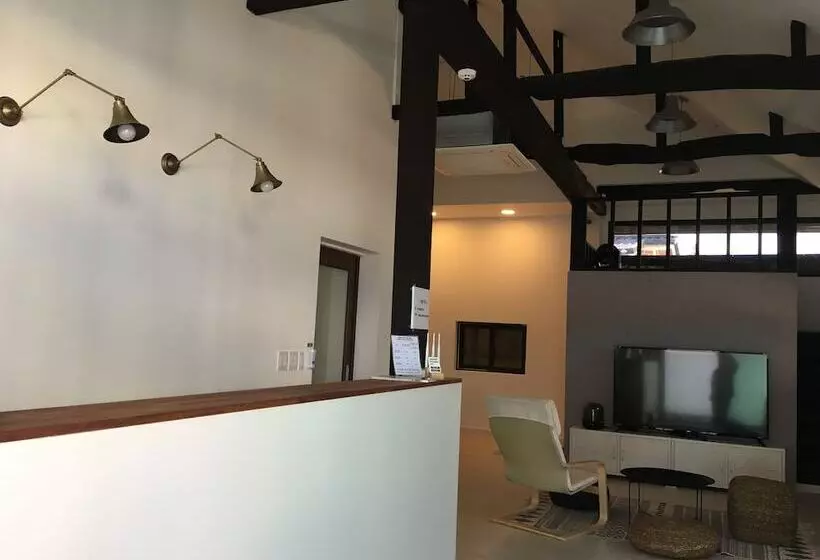 ペンション Hwadam Inn