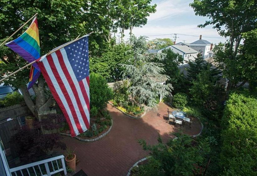 هاستل Secret Garden Inn