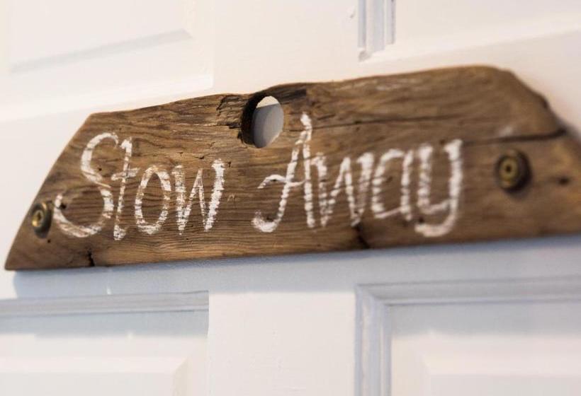 هاستل Secret Garden Inn