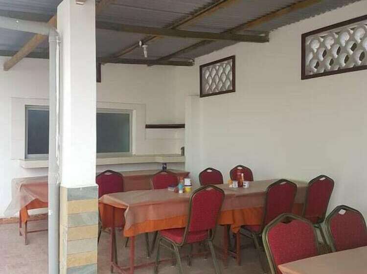 پانسیون Golden Guest House Miritini