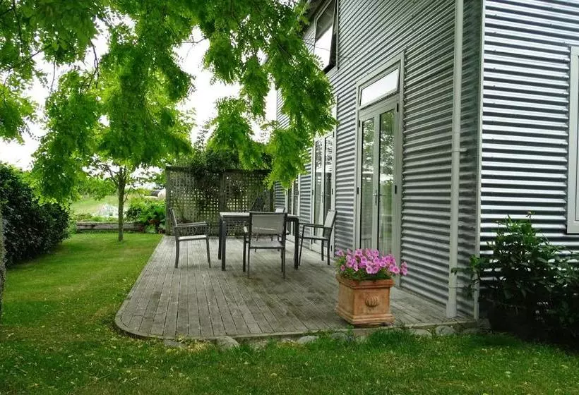 پانسیون Korohi Vineyard Bnb