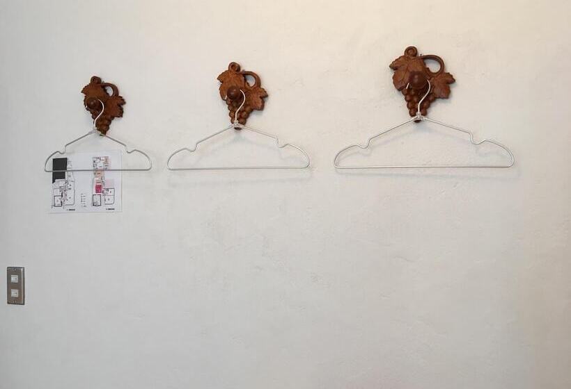 פנסיון Small Town Hotel Hakodate