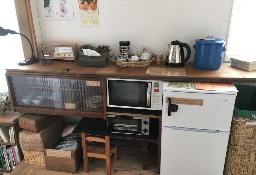 펜션 Small Town Hotel Hakodate