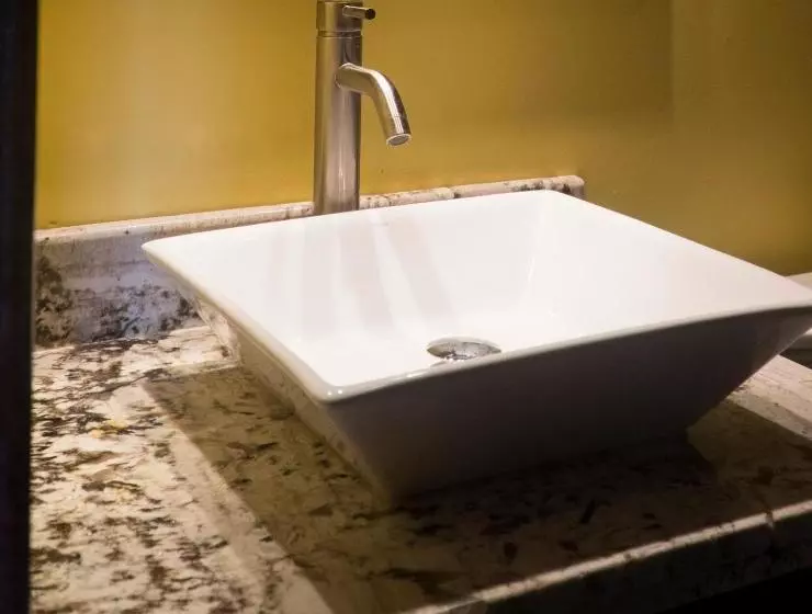 پانسیون Inn At White Horse Guest House