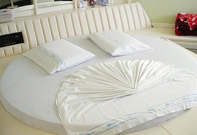 בית מלון כפרי Vip's