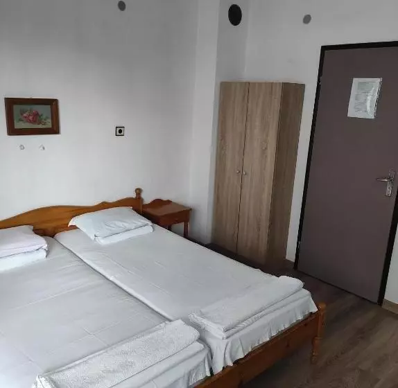 پانسیون Guest House Drazhev