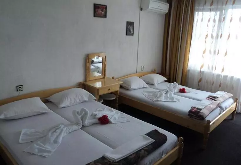 پانسیون Guest House Drazhev