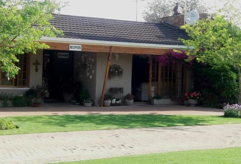 Пансион Lavender Lodge