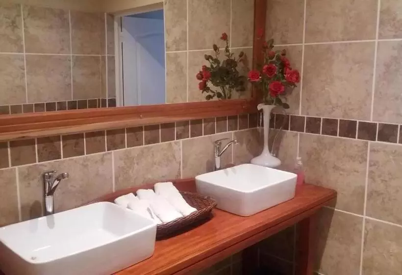 Majatalo Lavender Lodge