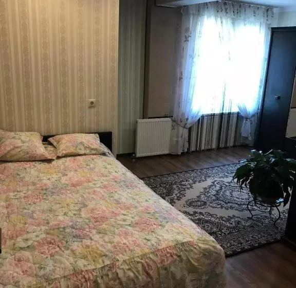 پانسیون Villa L Vovskaia