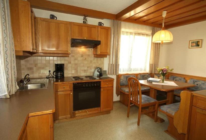 Отель Familienparadies Zeislerhof